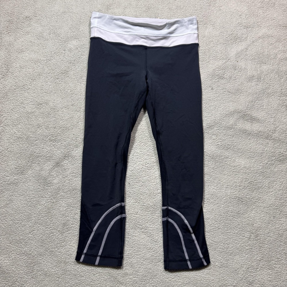 Lululemon Pants Womens 4 Black White Run‎ Inspire Crop Capri Reflective Back Zip
